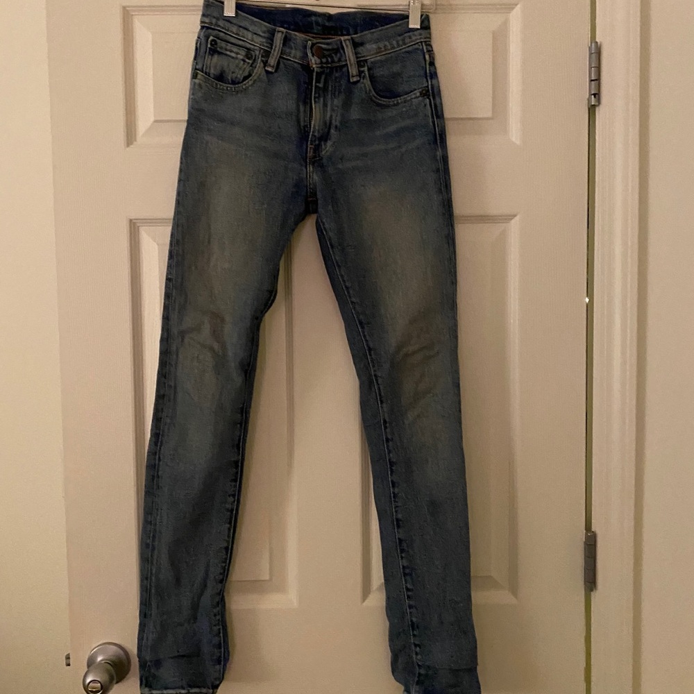 Levi’s straight leg old school jeans ❤️